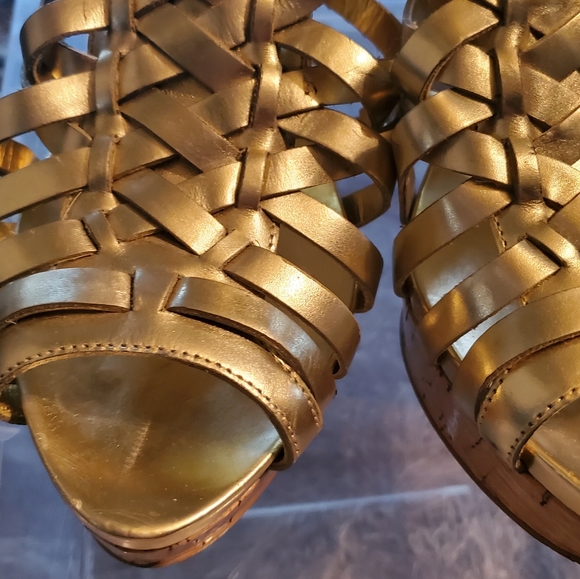 BCBG - Picture 7 of 8